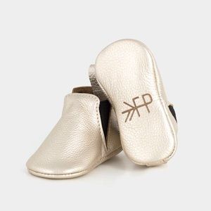 Freshly Picked Chelsea Boots Platinum